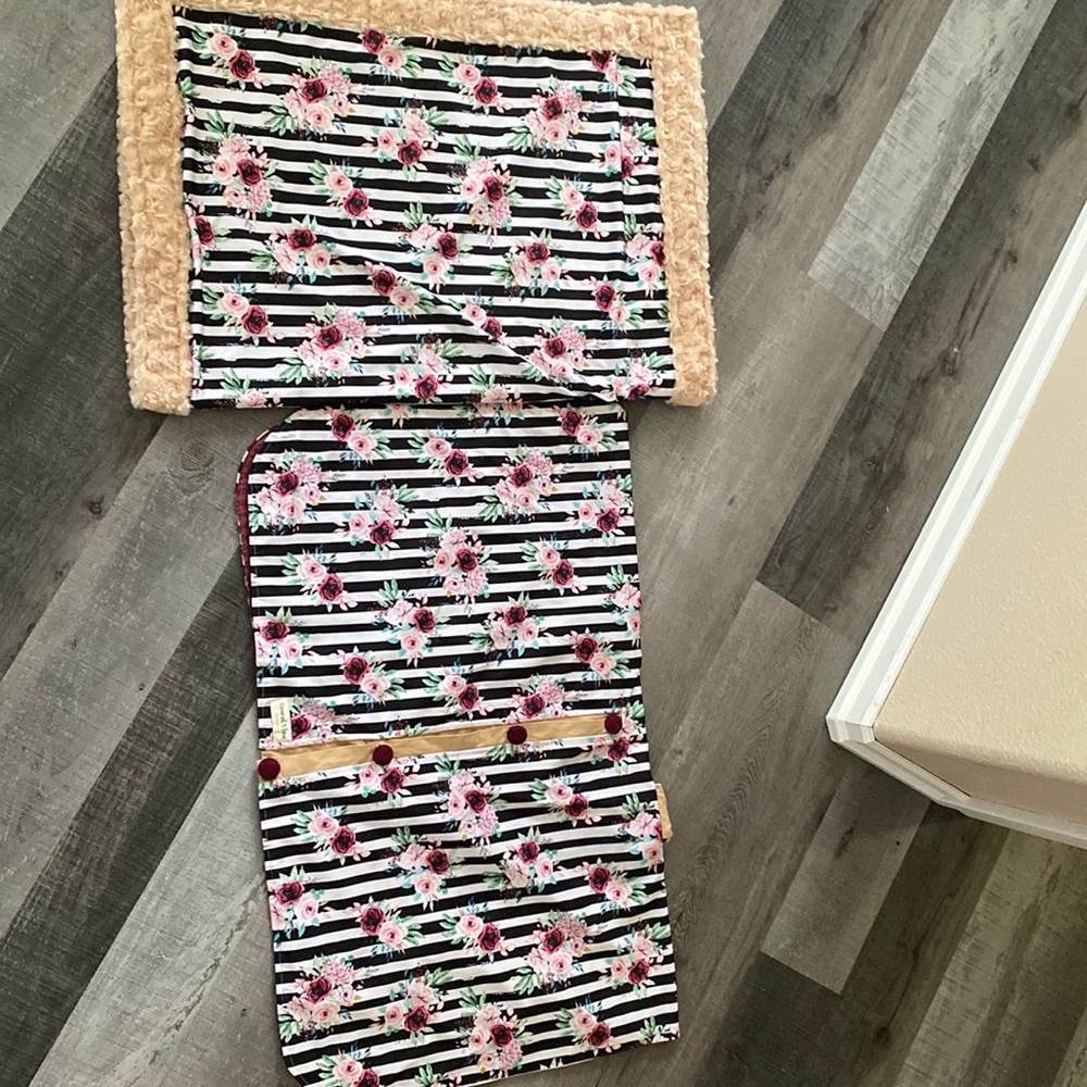 Baby Car seat Canopy and Matching Blanket💝